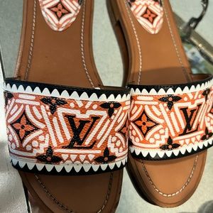 LOUIS VUITTON SANDAL